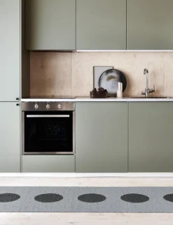 Pappelina Vera 2.0 matta, 70 x 200 cm, grå - granit metallic