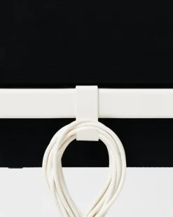 Pedestal Hook Mount, pearl