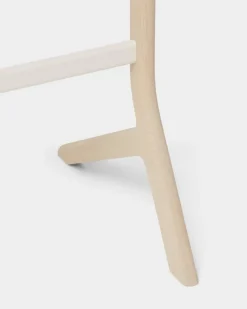 Pedestal Hopper tv-bänk, light oak