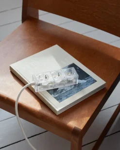 Pedestal Power Bar, 2 m, Ghost