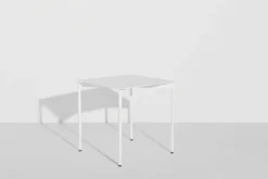 Petite Friture Fromme matbord, 70 x 70 cm, vitt