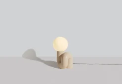 Petite Friture Neotenic bordslampa, 26 cm, vanilj