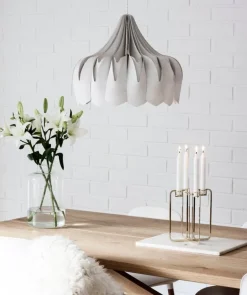 Pilke Lights Pioni stor pendellampa, vit