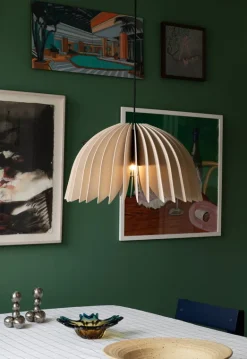 Pilke Lights Verna 50 pendellampa, björk