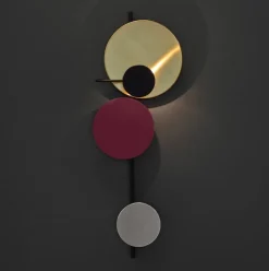 PLEASE WAIT to be SEATED Planet vägglampa, fig purple