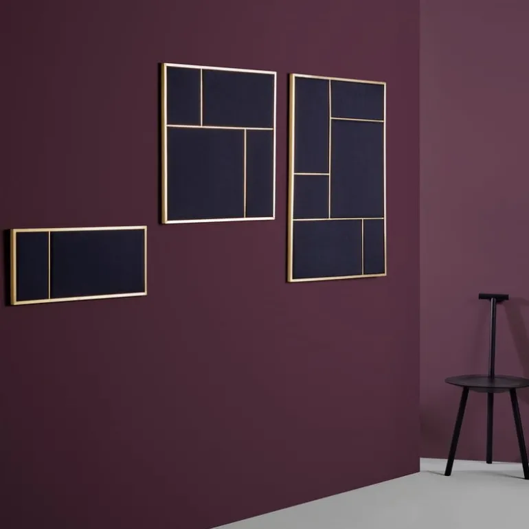 PLEASE WAIT to be SEATED Nouveau Pin anslagstavla, stor, mässing - blå