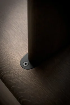 Poiat Poeme 109 hylla, mörk ek