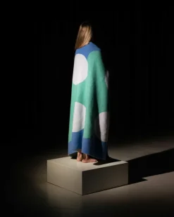 Raawii Teenagers from Mars filt, vit - blå - bladgrön