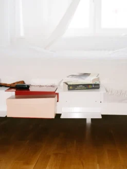 ReFramed Sidobord till sängram, vit