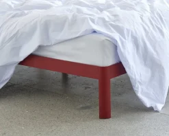 ReFramed Sängram med lameller, djupröd