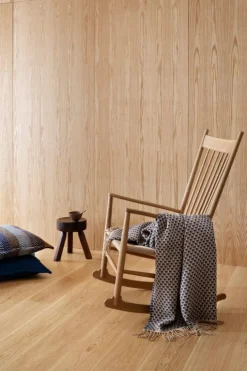 Røros Tweed Isak pläd, 150 x 210 cm, fjärran blå