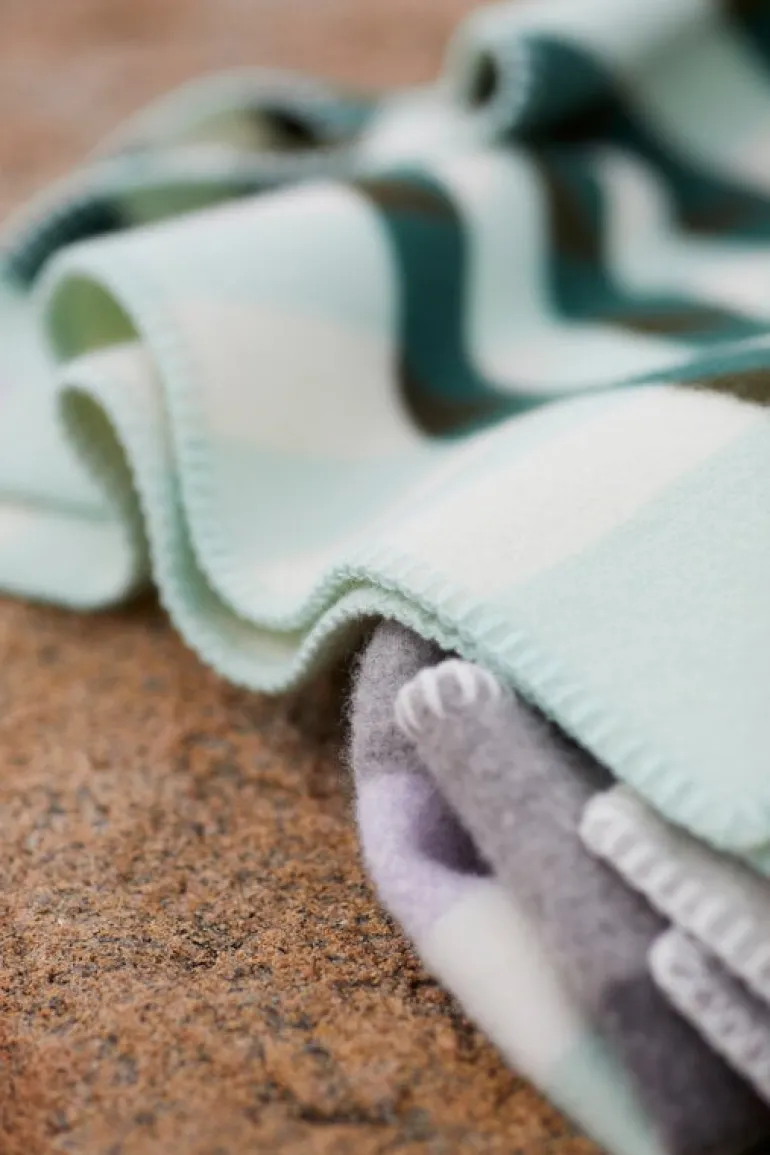 Røros Tweed Kvam filt, 135 x 200 cm, grön