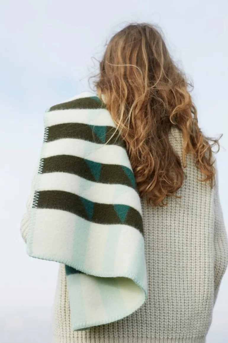 Røros Tweed Kvam filt, 135 x 200 cm, grön