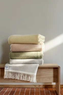 Røros Tweed Mello filt, 150 x 210 cm, bladgrön