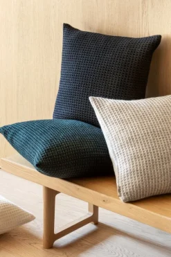 Røros Tweed Vega kudde, 50 x 50 cm, mörkgrön