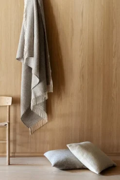 Røros Tweed Vega kudde, 50 x 50 cm, grå