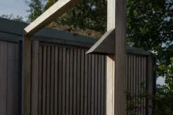 Örsjö Oxid utomhusvägglampa, mässing