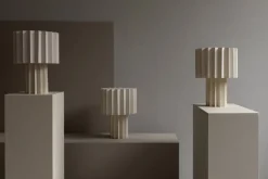 Örsjö Plissé White Edition bordslampa