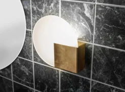 Örsjö Solvägglampa, mässing