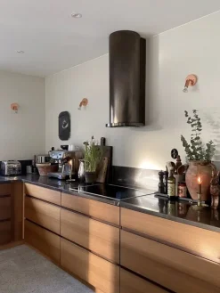 Örsjö Star 1 tak-/vägglampa, fast installation, mässing