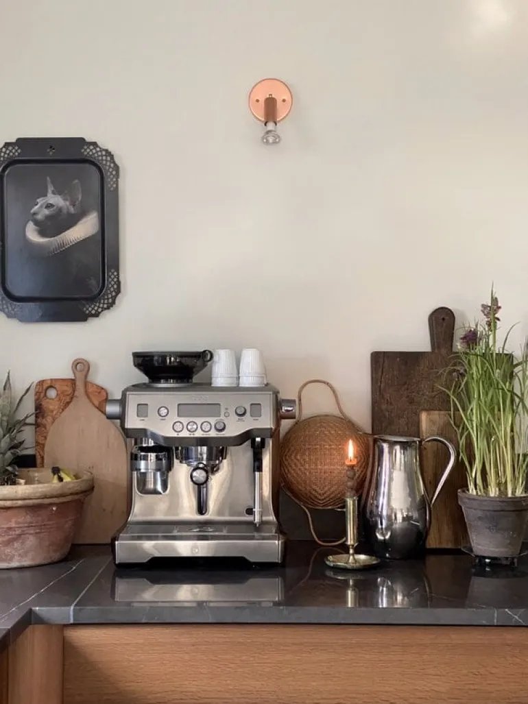 Örsjö Star 1 tak-/vägglampa, hårdkablad, svart