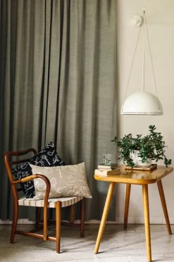 Saana ja Olli Onnenmaa kuddfodral 40 x 60 cm, svart - vit