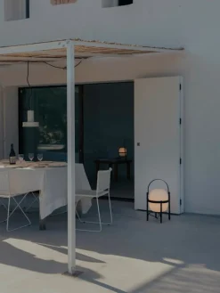 Santa & Cole Cesta Exterior bordslampa, svart