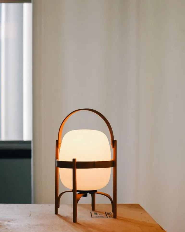 Santa & Cole Cestita Batería bordslampa