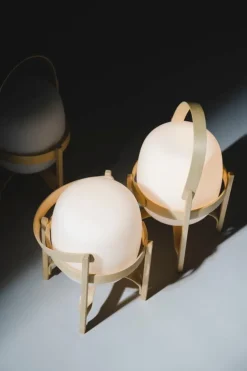 Santa & Cole Cestita Batería bordslampa