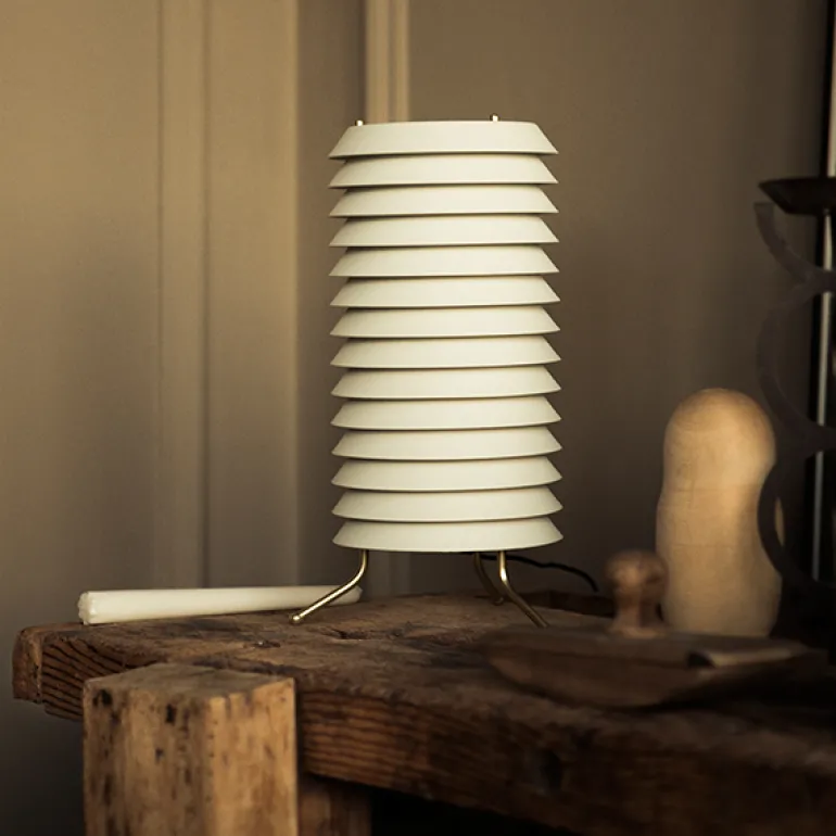 Santa & Cole Maija 15 bordslampa, nude rose