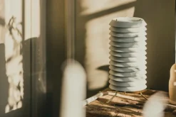 Santa & Cole Maija 15 bordslampa, vit