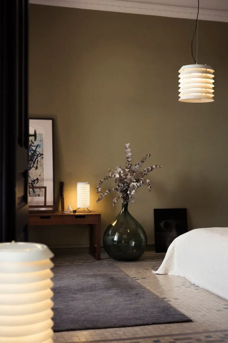 Santa & Cole Maija 15 bordslampa, vit