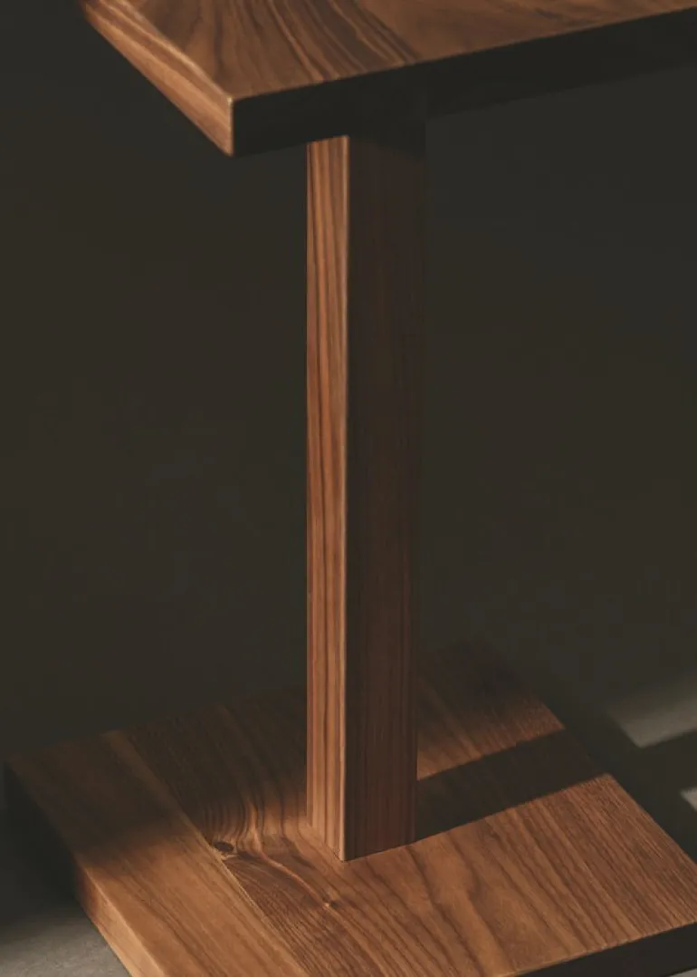 Santa & Cole Peana Molina sidobord, valnöt