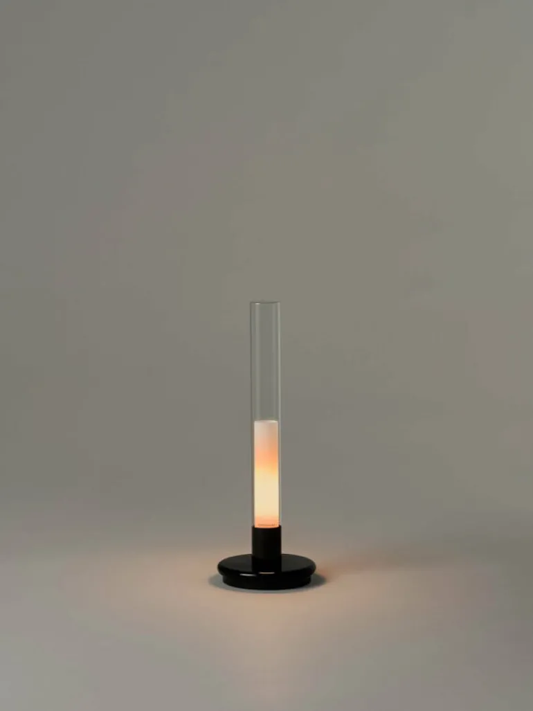 Santa & Cole Sylvestrina bärbar bordslampa, klar - svart