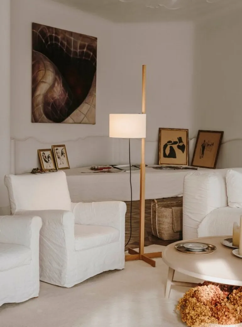 Santa & Cole TMM golvlampa, ek - vit