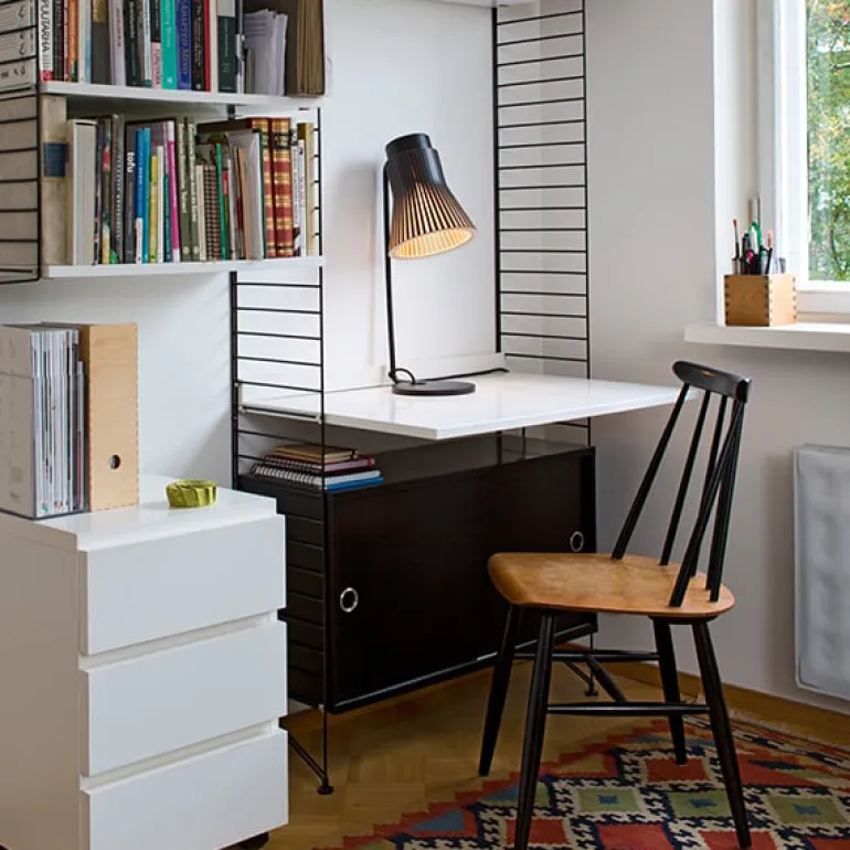 Secto Design Petite 4620 bordslampa, vit