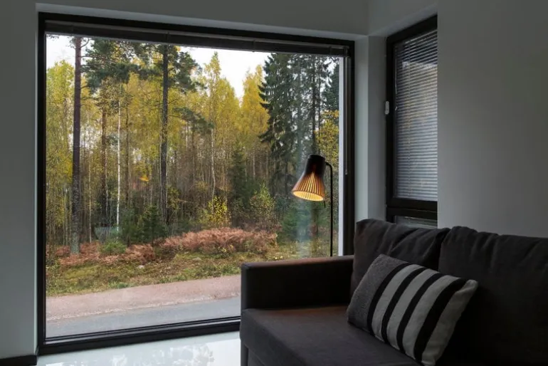 Secto Design Petite 4610 golvlampa, svart