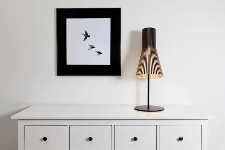 Secto Design Secto 4220 bordslampa, svart