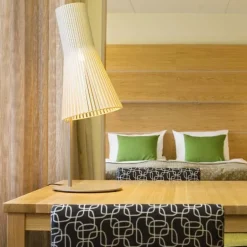 Secto Design Secto 4220 bordslampa, vit