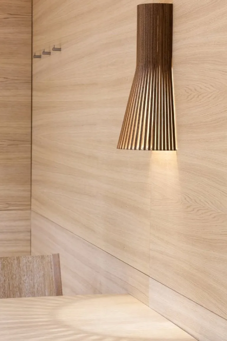 Secto Design Secto 4231 vägglampa 45 cm, svart