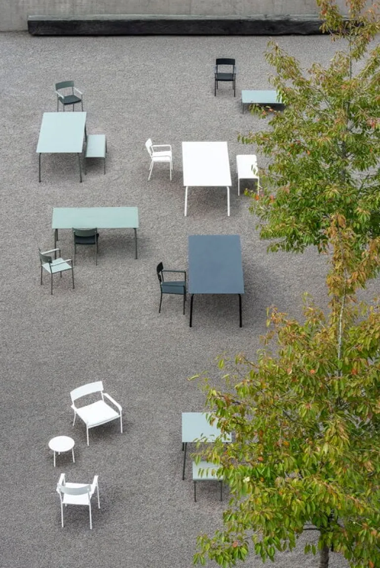 Serax August loungefåtölj, sand