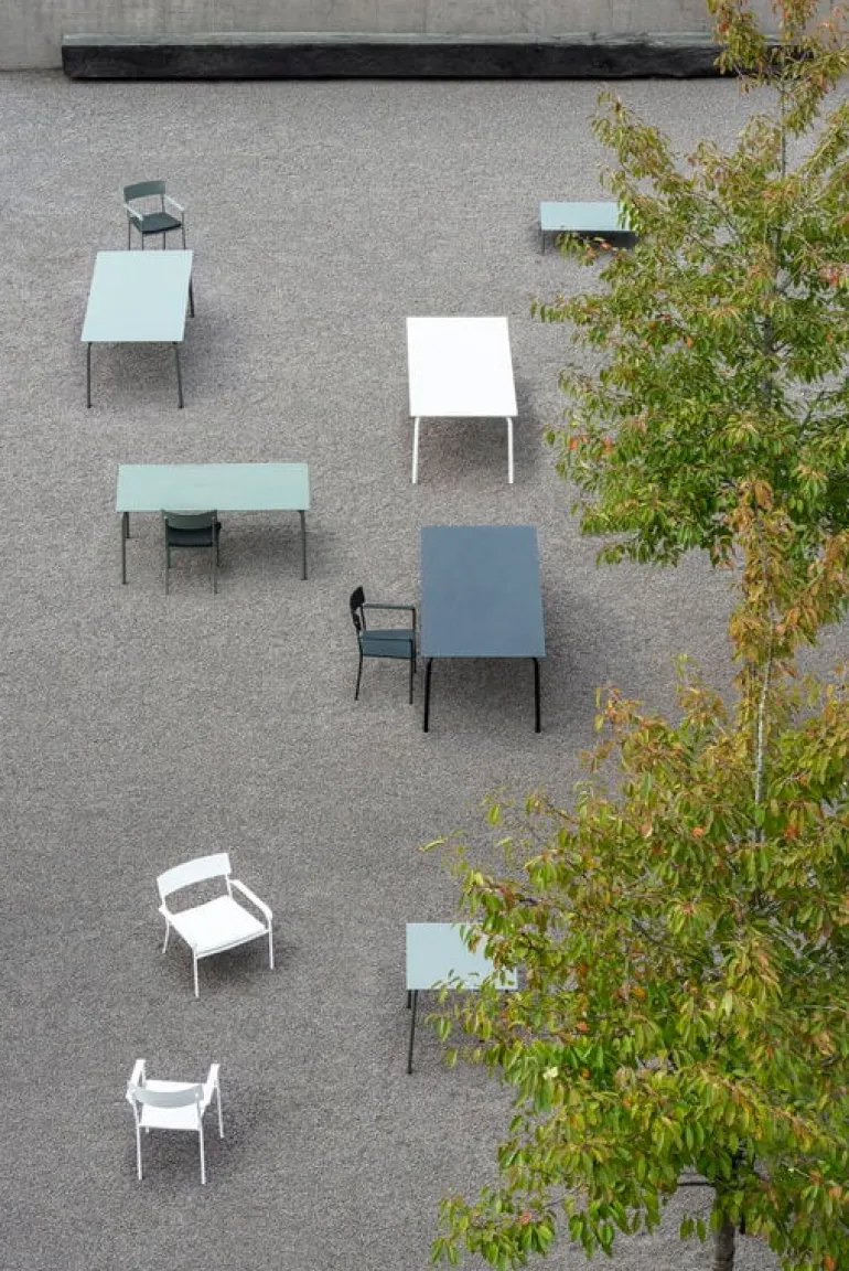 Serax August matbord, 220 x 100 cm, grönt