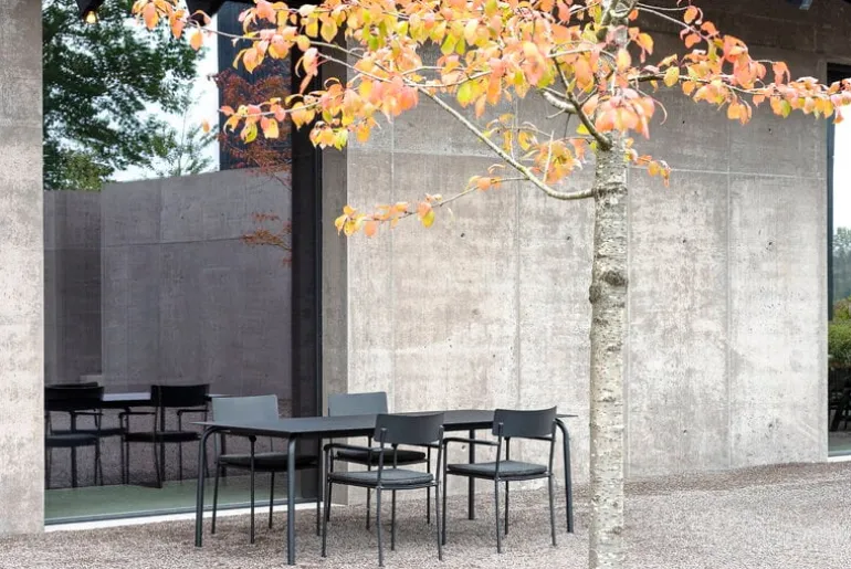 Serax August matbord, 220 x 100 cm, svart