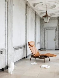 Sibast AV Egoist sidobord till schäslong, rökt ek