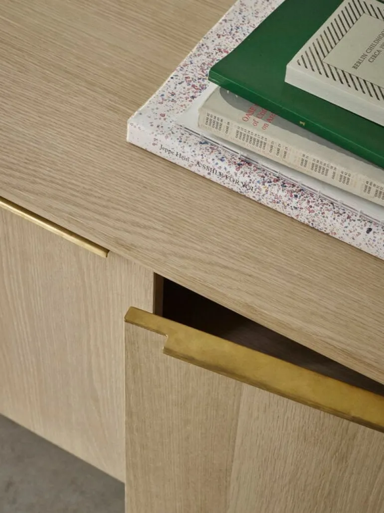 Skagerak Jut skåp, ek