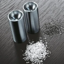 Stelton Arne Jacobsen salt- och pepparkvarn, stål
