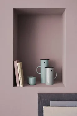 Stelton EM77 termoskanna 1 l, dusty green