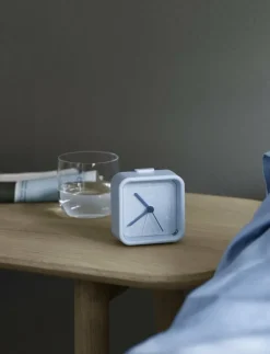 Stelton Okiru väckarklocka, ljusblå