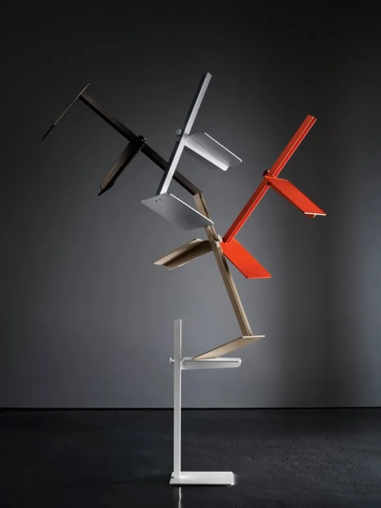 String Furniture Museum sidobord, aluminum