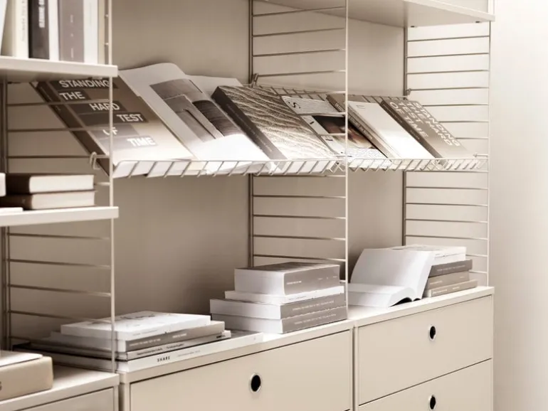 String Furniture String byrå med 2 lådor, 78 x 30 cm, beige